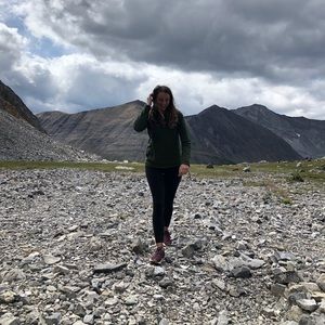 Meet your Posher, Izzy